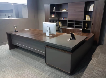 Smooth Executive Desk From Man - Office Furniture Manufacturers avaliação e preço